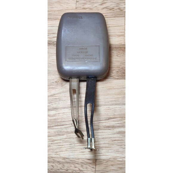 Vintage UHF/VHF/FM SIGNAL SPLITTER Model 6005-Vintage TV - Picture 5 of 6